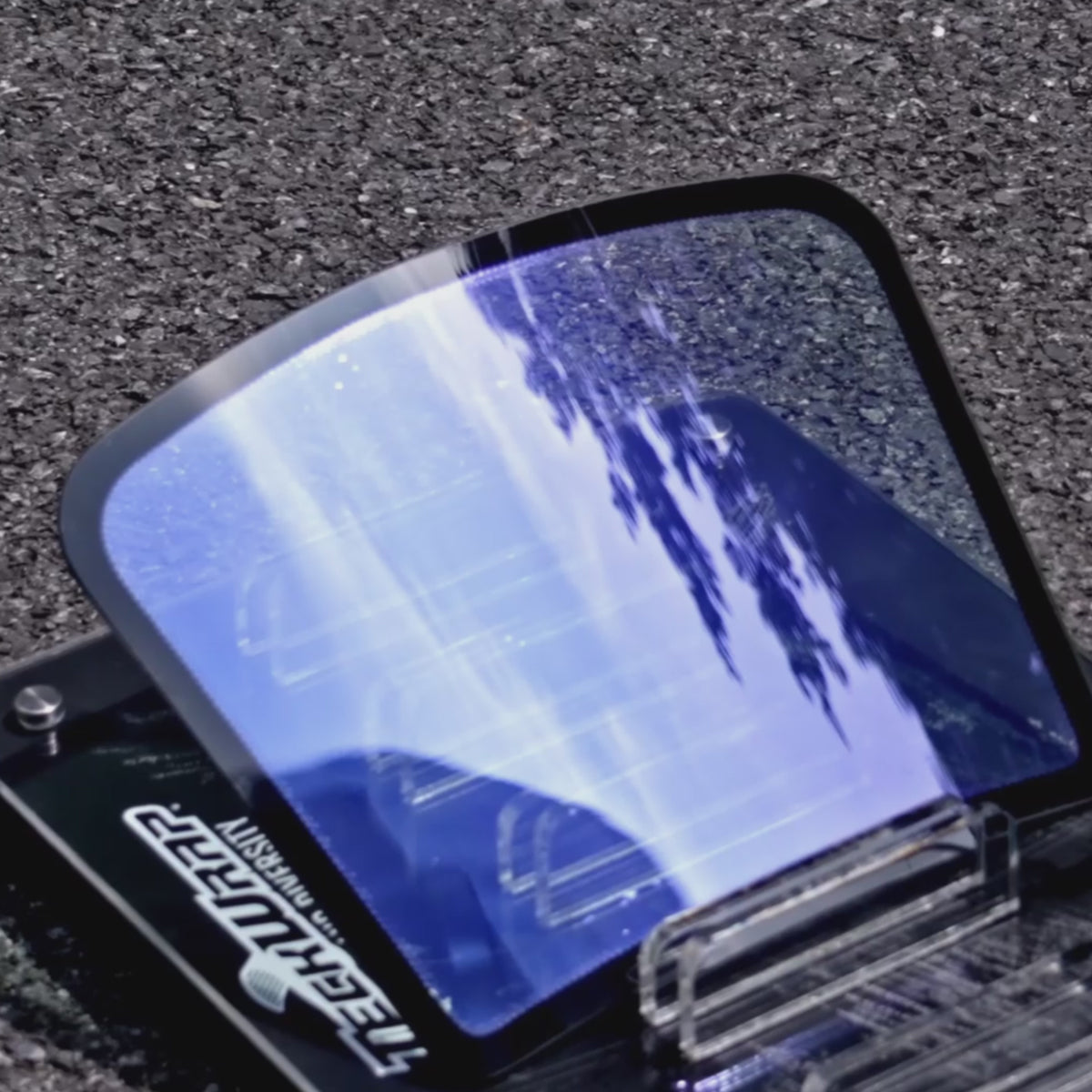 Carica il video: TWF-K01 Neptune Blue Chameleon window film